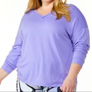 Plus Size V-Neck Active Top 18/20